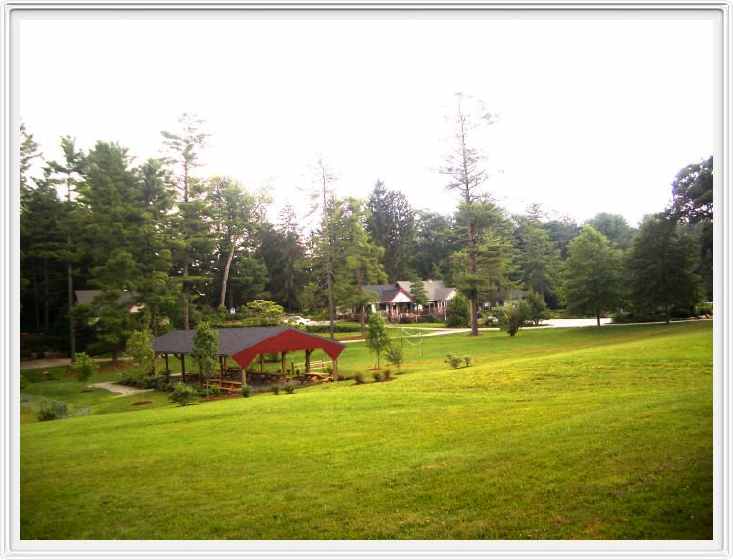 Highland Lake Inn 2004